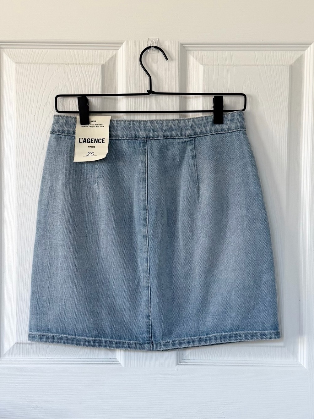L’AGENCE The Kris Button Front Mini Skirt in Fontana Light Blue Size 25 NWT - Picture 5 of 9